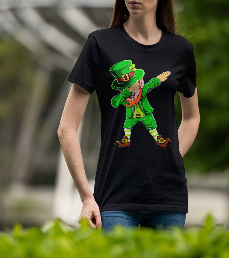 Dabbing Leprechaun Funny St Patrick Day Green Costume Irish Dance T-Shirt