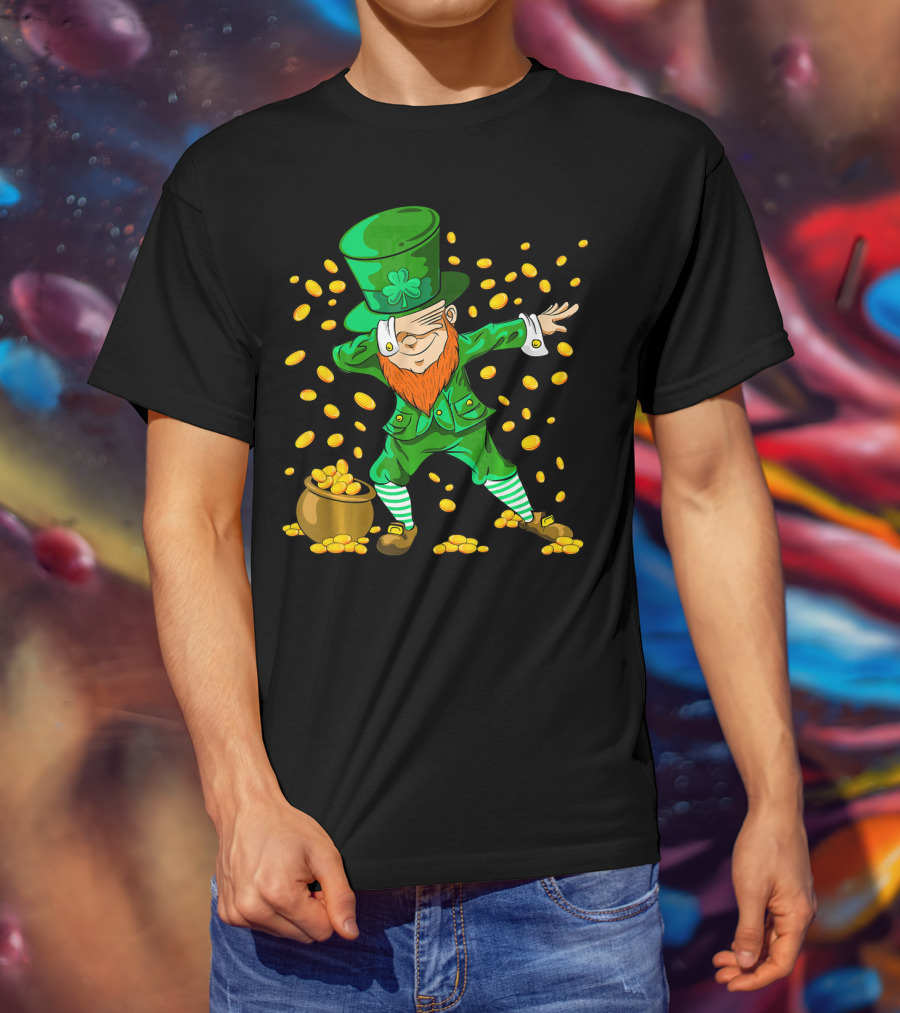 Dabbing Leprechaun With Gold Coins For St Patrick's Day T-Shirt