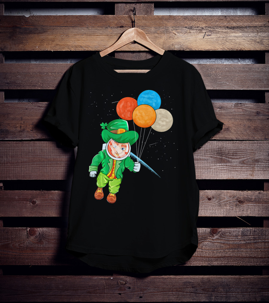 Leprechaun In Space St Patrick's Day Astronaut With Colorful Balloons T-Shirt
