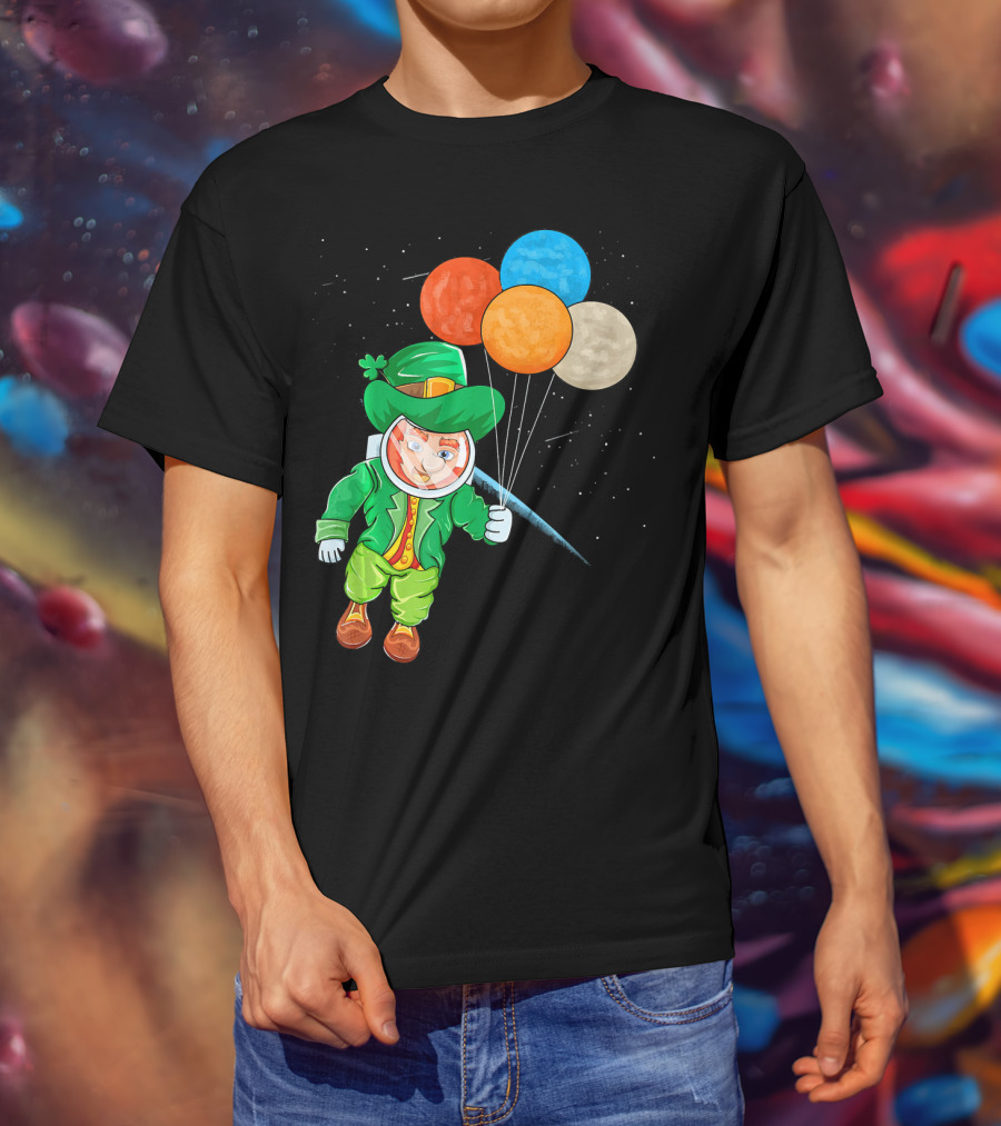 Leprechaun In Space St Patrick's Day Astronaut With Colorful Balloons T-Shirt