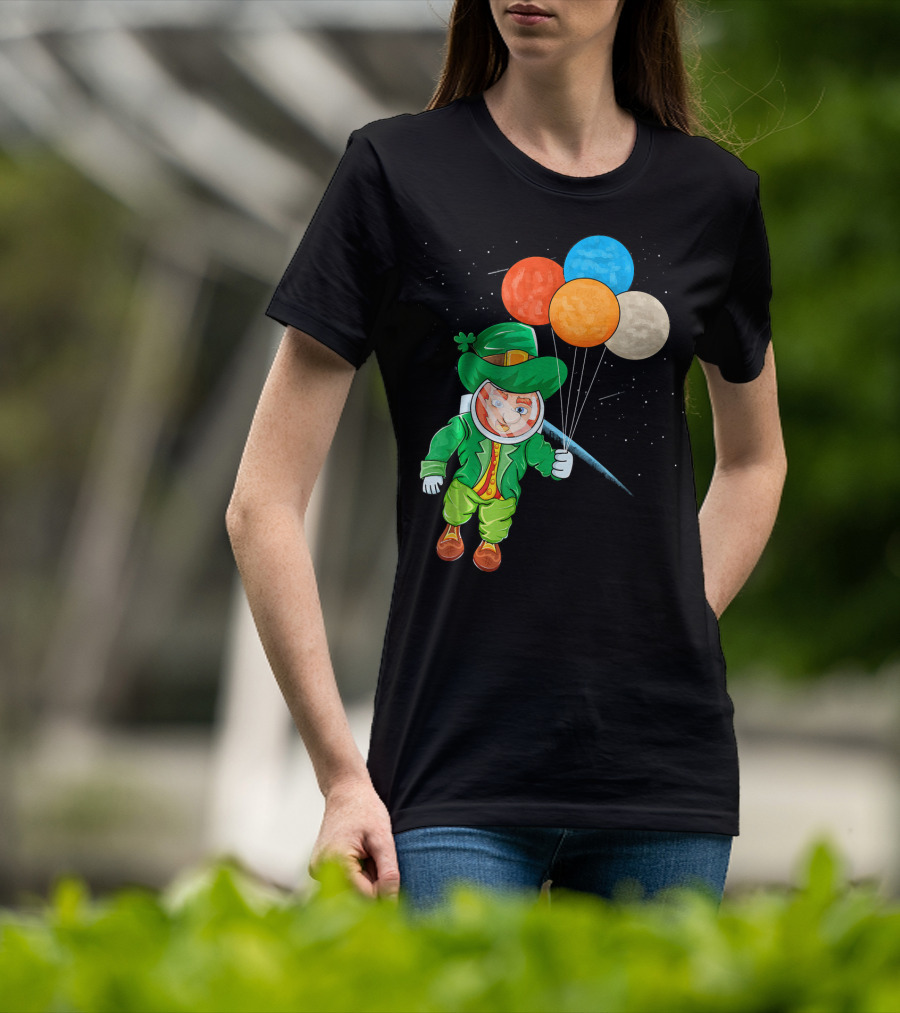 Leprechaun In Space St Patrick's Day Astronaut With Colorful Balloons T-Shirt