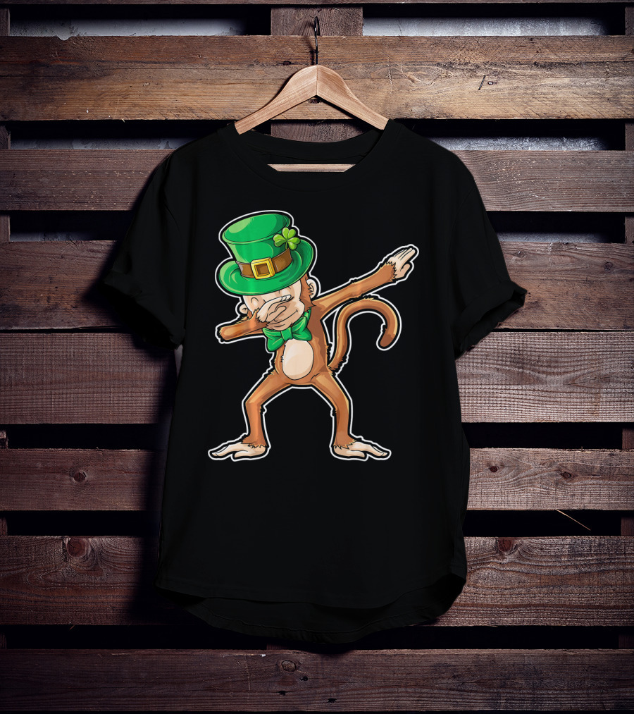 Dabbing Monkey St. Patrick's Day Leprechaun Hat Green Bow Tie T-Shirt