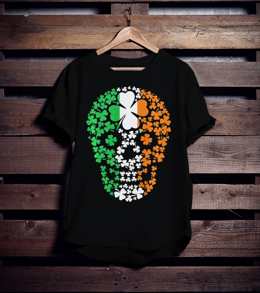 Vintage Shamrock Skull Ireland St Patrick's Day T-Shirt