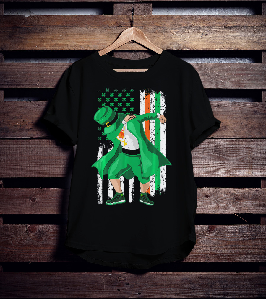 Dabbing Leprechaun With Shamrock And Irish American Flag Background T-Shirt