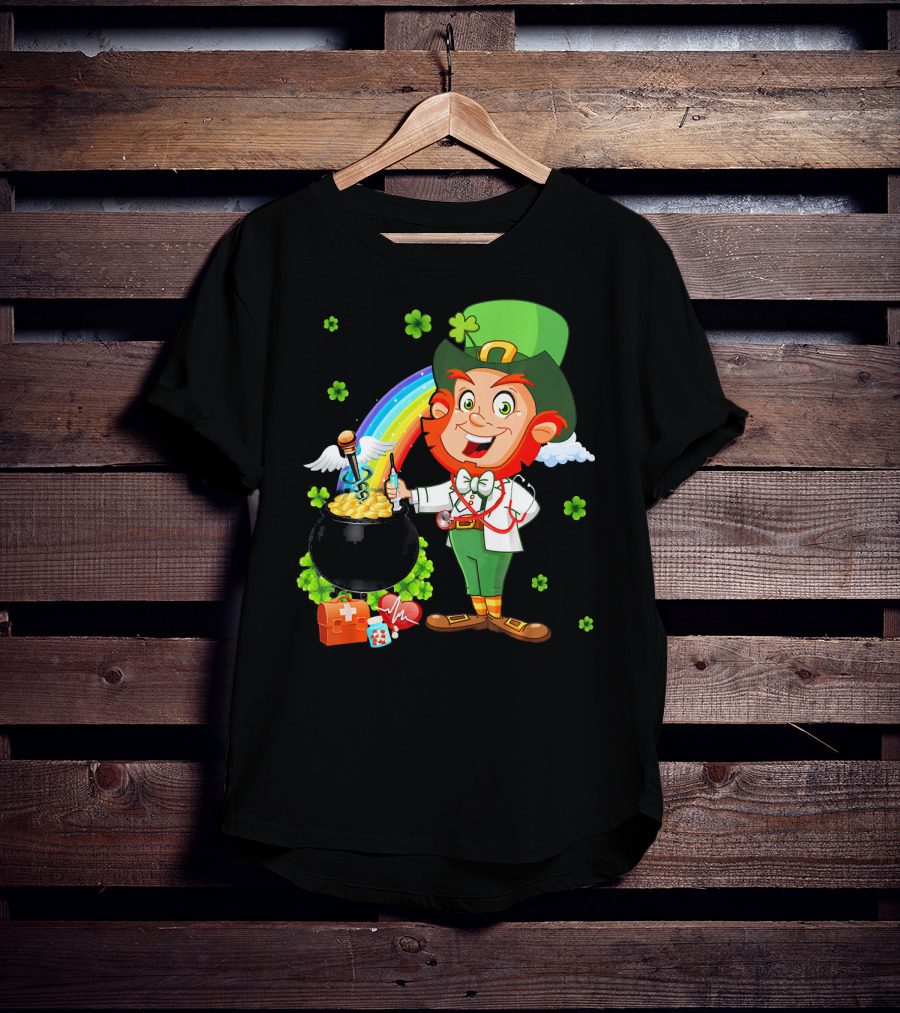 Lucky Medical Scrub Nurse Doctor Leprechaun With Pot Of Gold And Rainbow T-Shirt