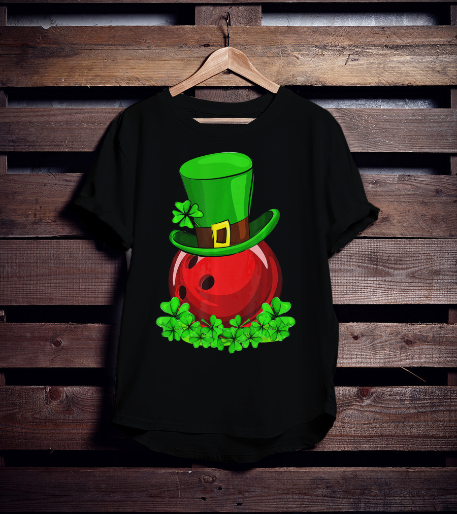 Leprechaun Hat Bowling Shamrock St Patrick's Day T-Shirt