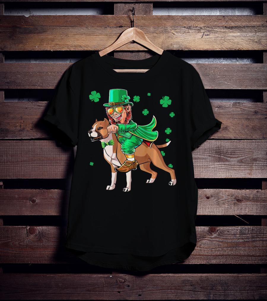 Leprechaun Riding Amstaff With Shamrock St. Patrick's Day T-Shirt