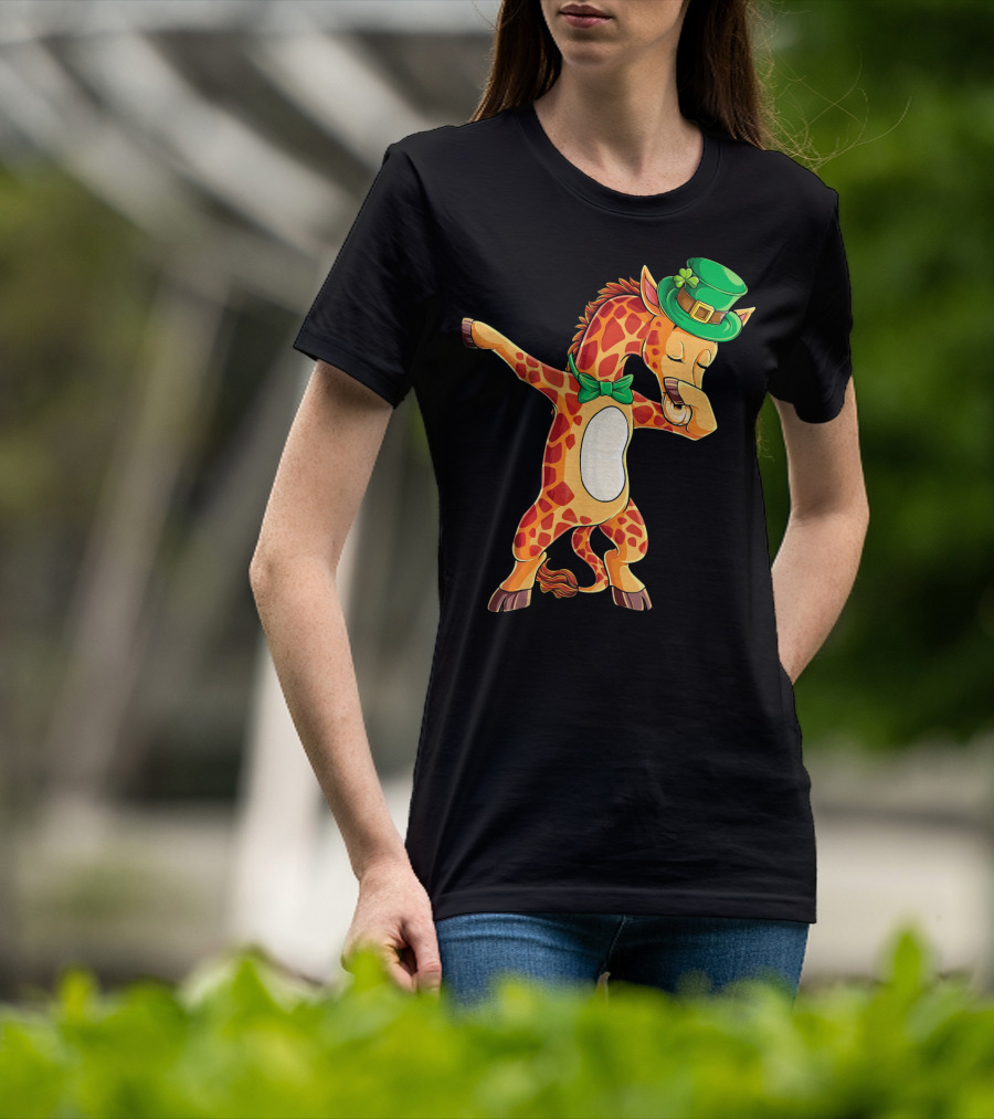 Giraffe Dabbing Leprechaun Hat Bow Tie T-Shirt