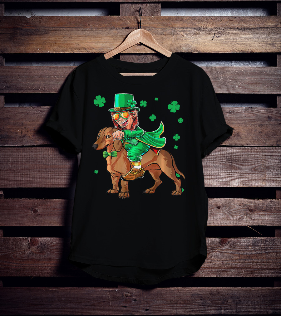 Leprechaun Riding Dachshund With Shamrocks St. Patrick's Day T-Shirt