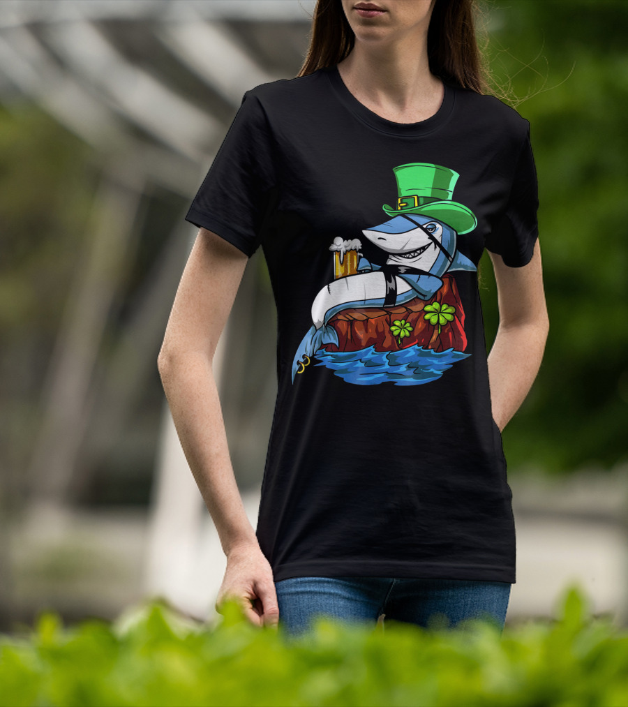 Leprechaun Shark Pirate St Patricks Beer Shamrock Rock T-Shirt