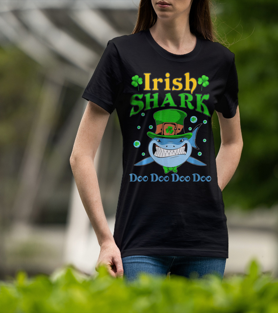 Irish Shark St Patricks Day Doo Doo Doo Doo T-Shirt