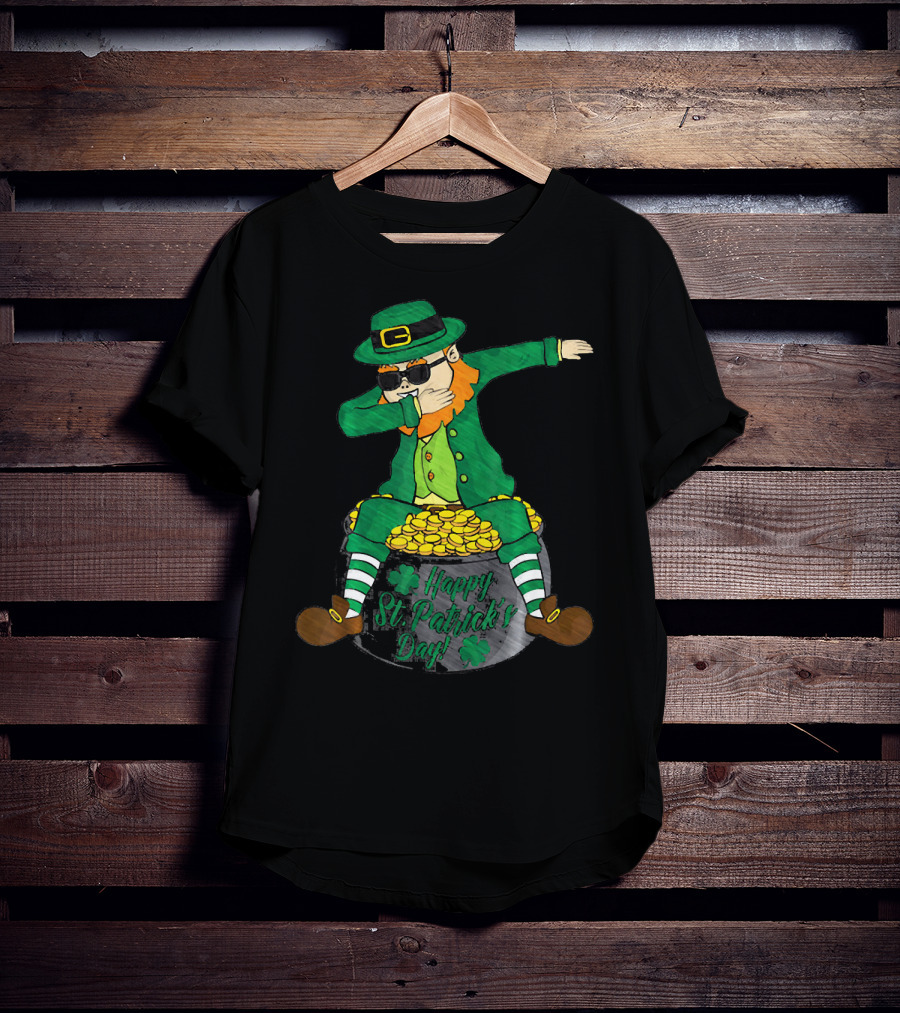 Happy St. Patrick's Day Dabbing Leprechaun Sitting On Gold T-Shirt