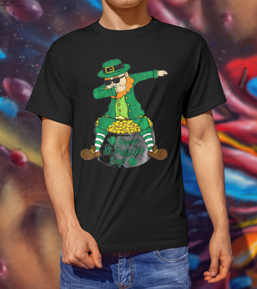 Happy St. Patrick's Day Dabbing Leprechaun Sitting On Gold T-Shirt