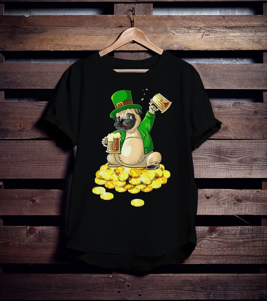 Irish Pug St. Patrick's Day Beer Cheers On Gold Coins T-Shirt