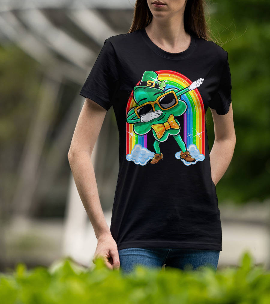 Dabbing St. Patricks Day Shamrock Leprechaun With Rainbow T-Shirt