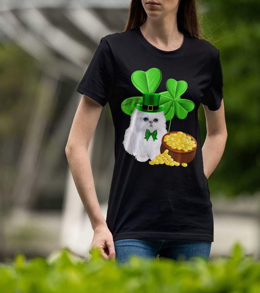 Persian Cat With Leprechaun Hat And Shamrocks St Patricks Day T-Shirt