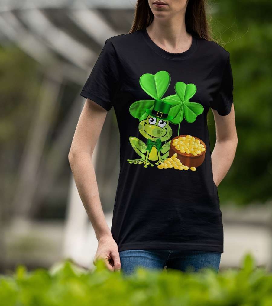 Leprechaun Frog St. Patrick's Day Shamrock Gold Coins T-Shirt