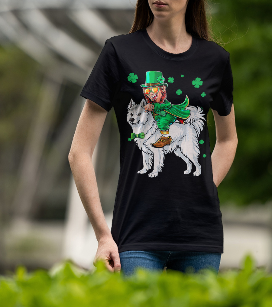 Leprechaun Riding Samoyed With Shamrocks St. Patrick's Day T-Shirt