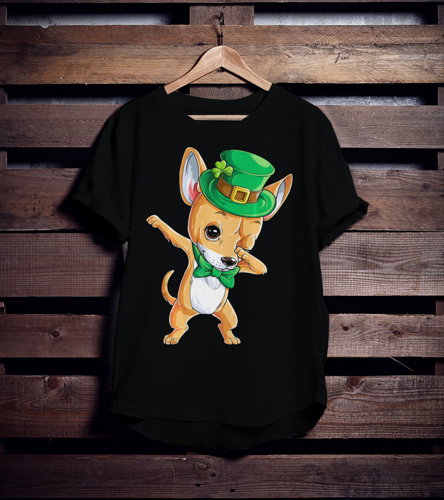 St. Patrick's Day Dabbing Chihuahua Leprechaun Hat T-Shirt