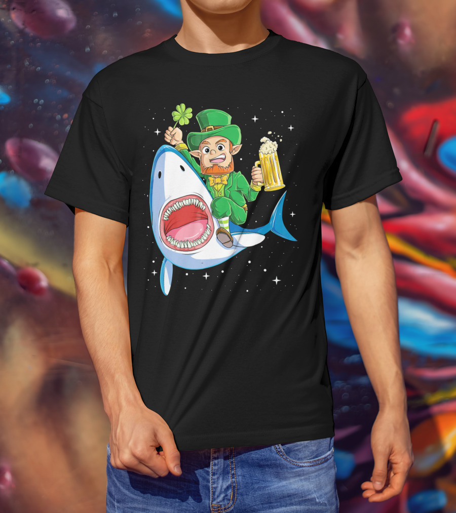 St Patricks Day Leprechaun Riding Shark With Beer Stein And Shamrock T-Shirt