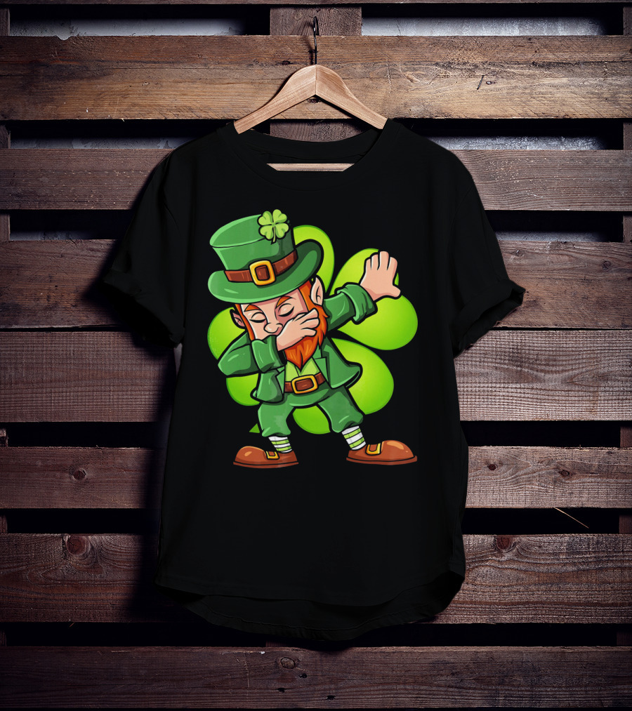 Dabbing Leprechaun With Clover St Patrick's Day Luck T-Shirt