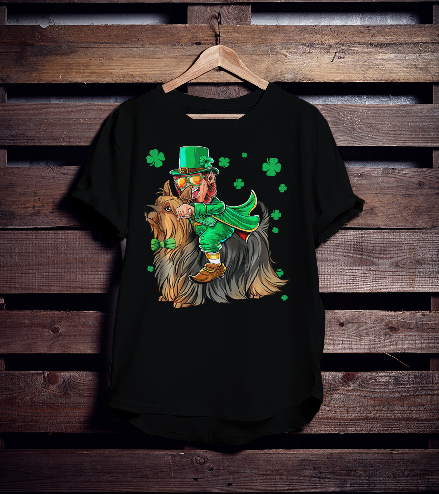 Leprechaun Riding Silky Terrier Shamrock St Patrick's Day T-Shirt