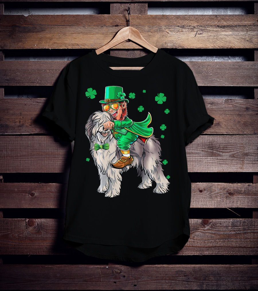 Leprechaun Olde English Sheepdog Shamrock St. Patrick's Day T-Shirt