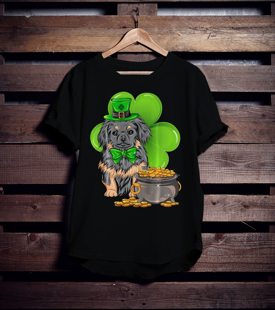 Pekingese St Patricks Day Leprechaun Dog Clover Hat Pot Of Gold T-Shirt