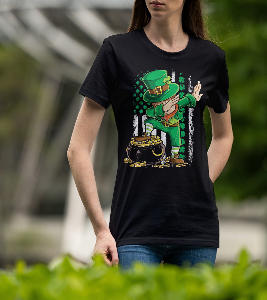 Dabbing Leprechaun With Shamrocks And Gold Coins Irish American T-Shirt