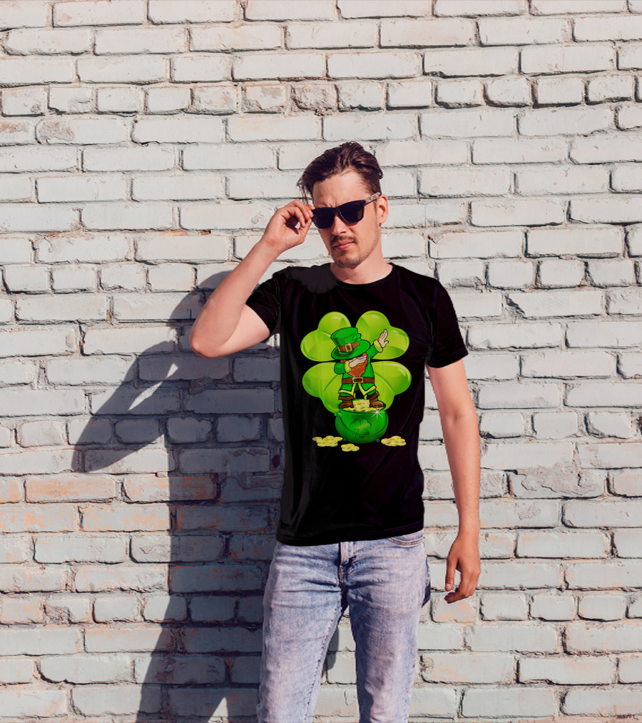 Dabbing Leprechaun Gold Coins Shamrock T-Shirt