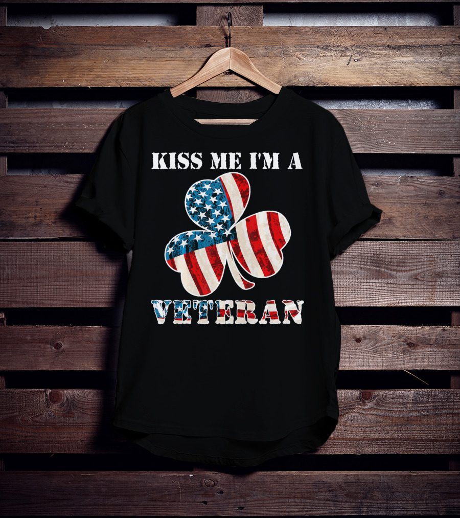 Kiss Me I'm A Veteran Patriotic Shamrock St Patricks Day T-Shirt