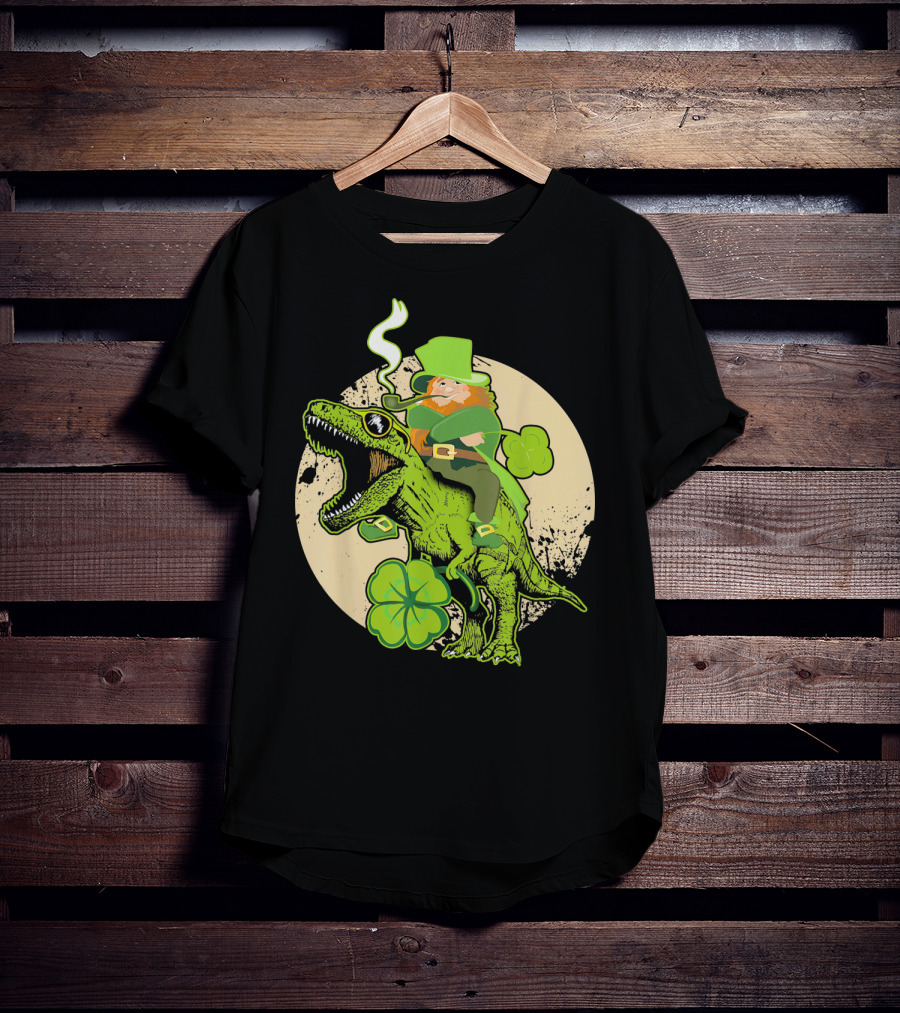St Patricks Day Leprechaun Riding Dinosaur With Shamrocks T-Shirt
