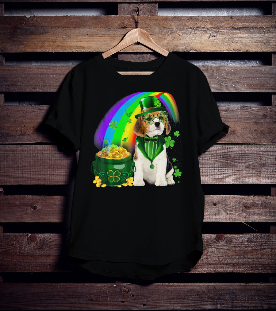 Beagle Dog Rainbow Leprechaun Hat Shamrock Coin Pot T-Shirt