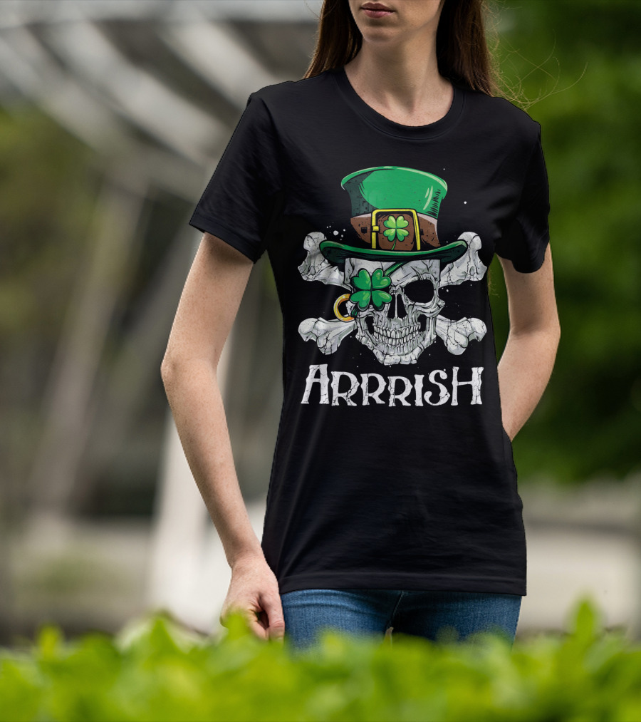 Arrrish Leprechaun Pirate Skull With Green Hat And Clover Eyepatch T-Shirt