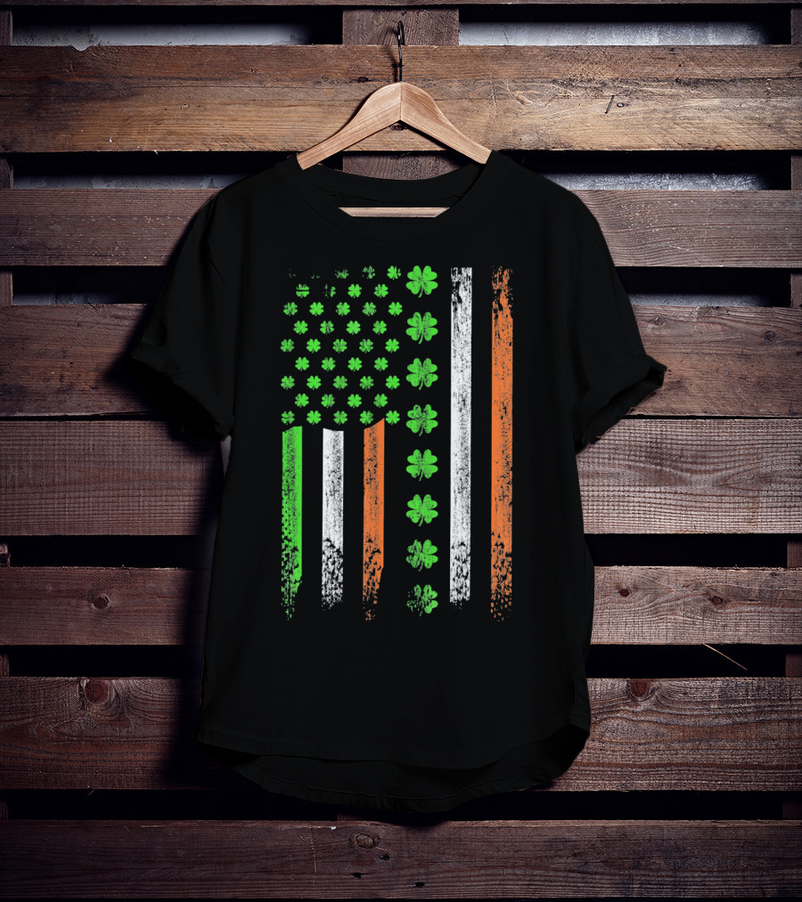 St Patricks Day US Flag With Shamrocks And Irish Colors T-Shirt