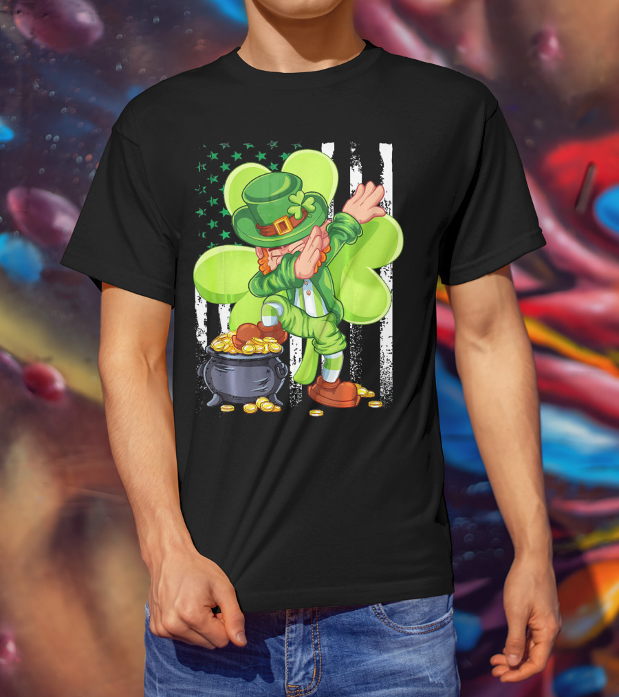 Leprechaun Dabbing With Pot Of Gold And Shamrock T-Shirt