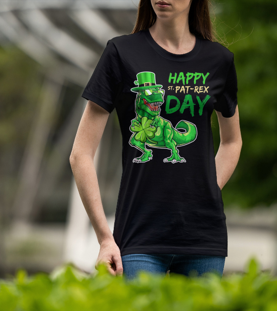 Happy St Pat Rex Day Saint Patricks Day Dinosaur With Shamrock And Green Hat T-Shirt