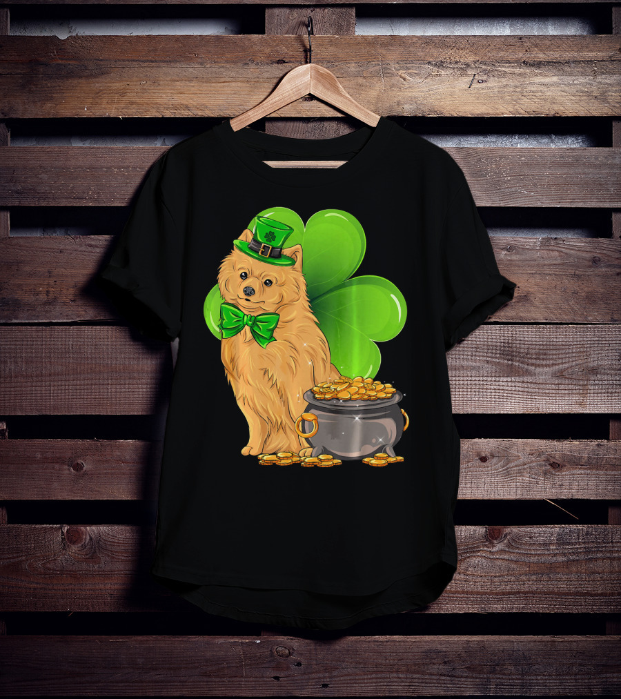 Pomeranian St Patricks Day Leprechaun Dog With Pot Of Gold And Clover T-Shirt