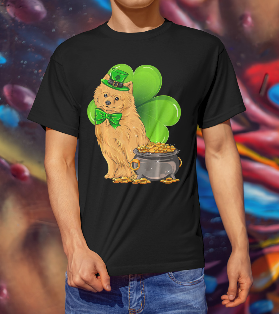 Pomeranian St Patricks Day Leprechaun Dog With Pot Of Gold And Clover T-Shirt