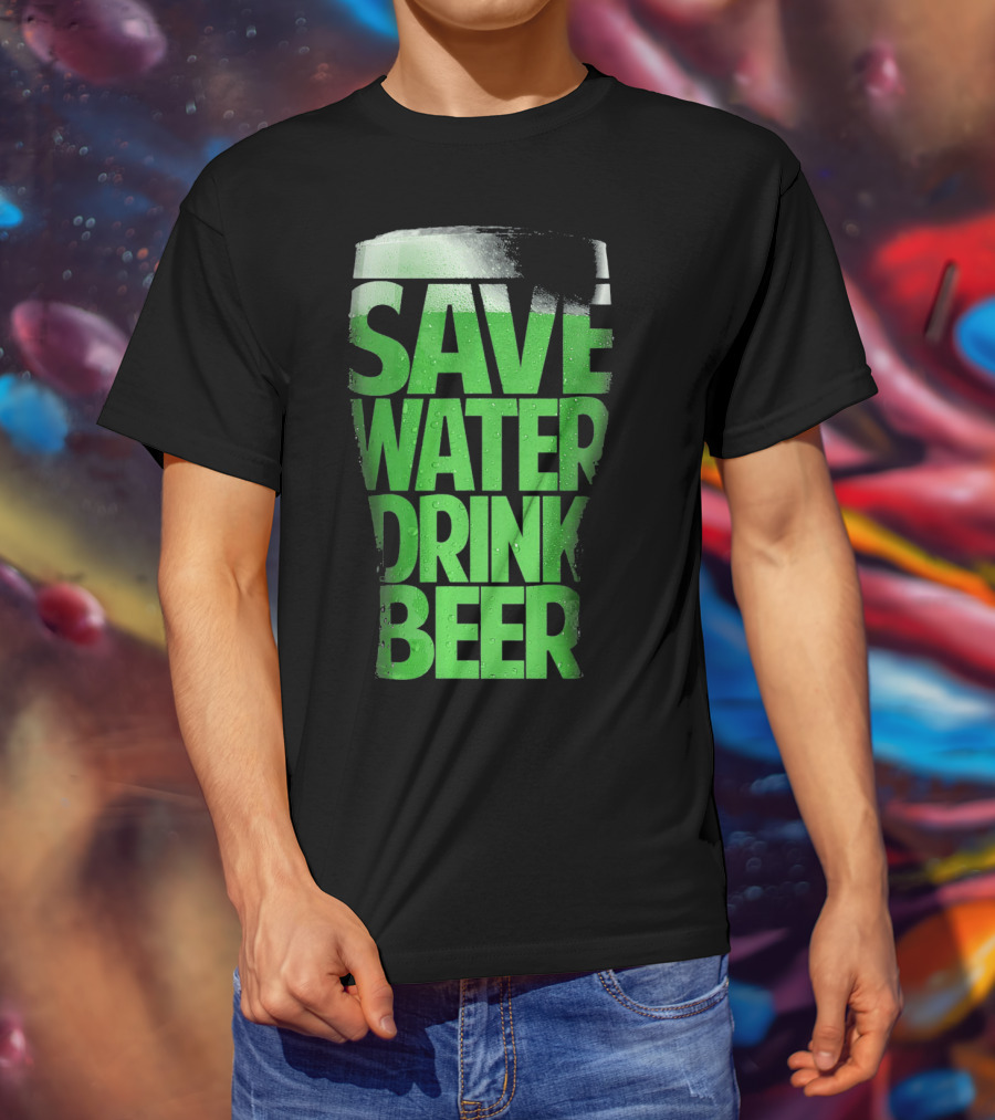 Save Water Drink Beer Funny St Pat Saint Patrick's Day Green Beer Glass T-Shirt