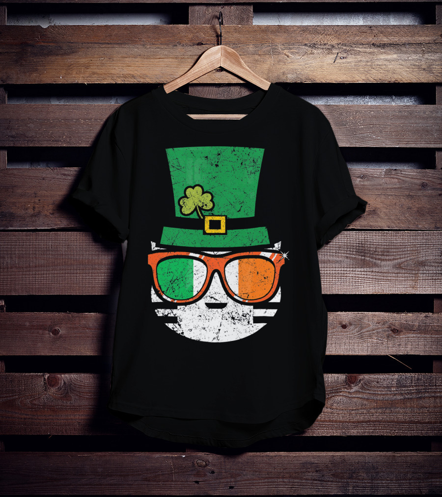 St Patricks Day Irish Cat With Shamrock Hat And Flag Sunglasses T-Shirt