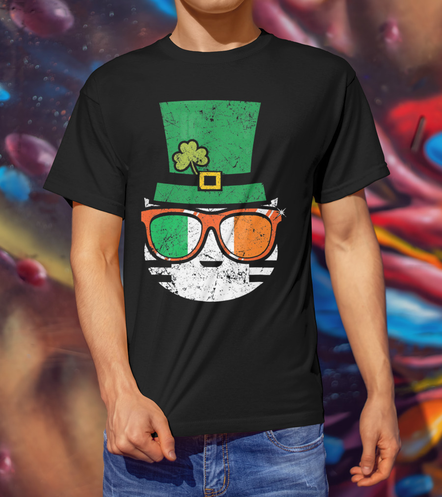 St Patricks Day Irish Cat With Shamrock Hat And Flag Sunglasses T-Shirt
