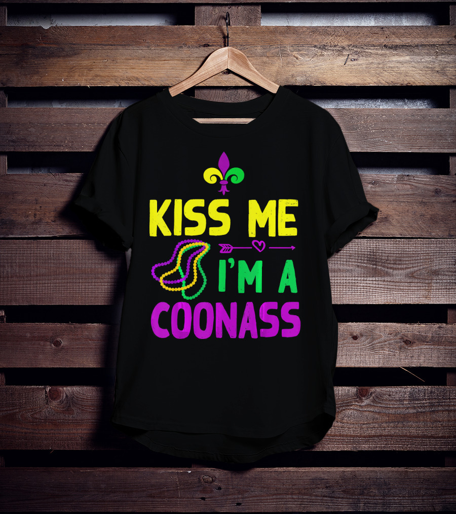 Kiss Me I'm A Coonass Mardi Gras Fleur-de-Lis Beads T-Shirt