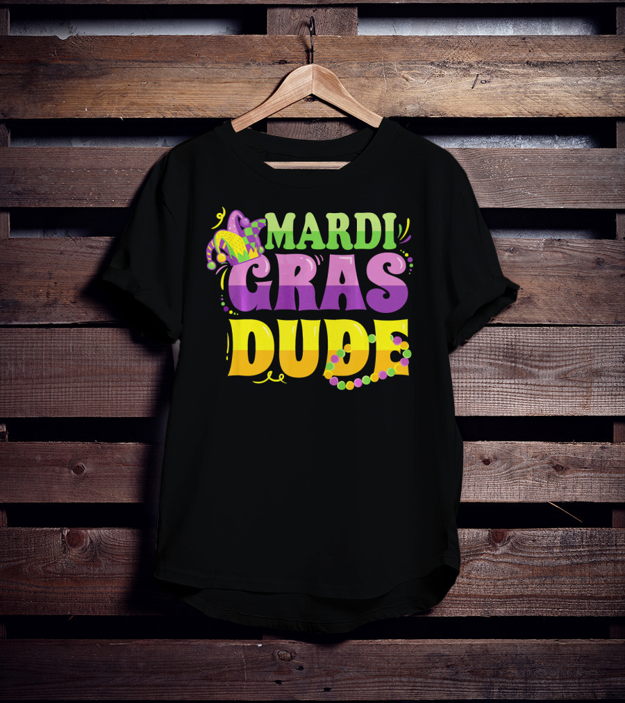 Mardi Gras Dude New Orleans Beads And Jester Hat T-Shirt