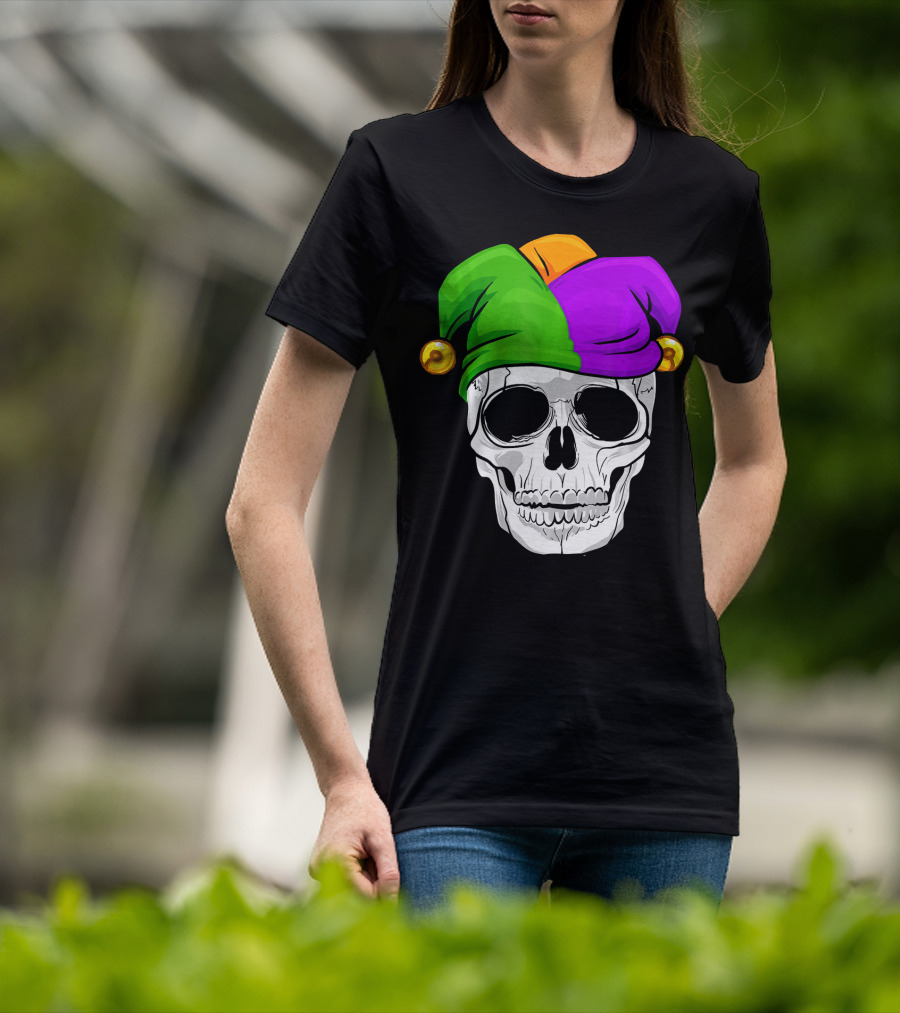 Mardi Gras New Orleans Skull With Colorful Jester Hat T-Shirt