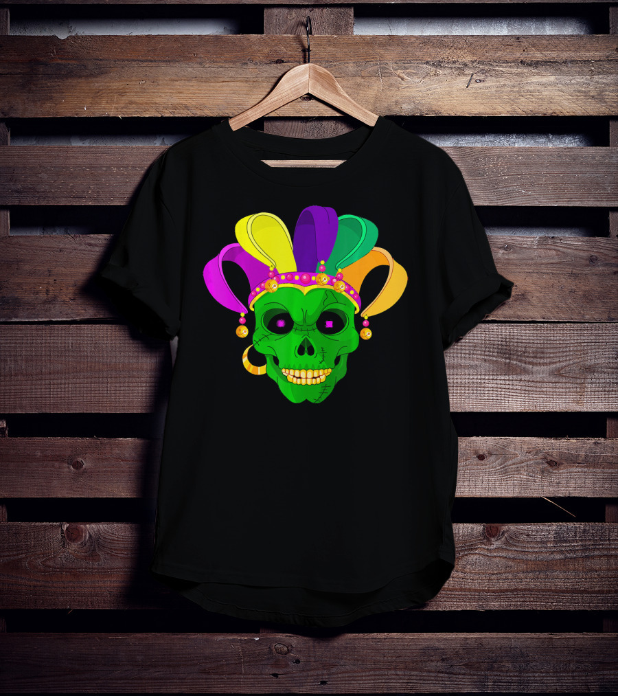 Skull Face Green Jester Hat Mardi Gras T-Shirt