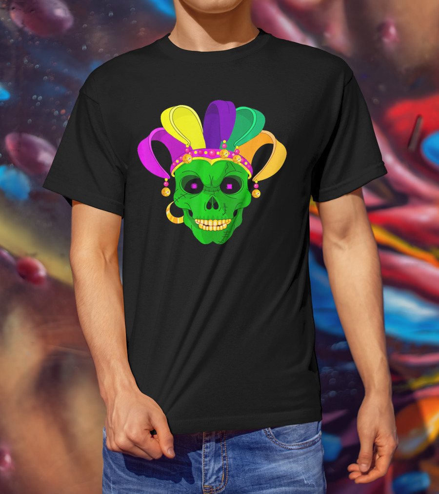 Skull Face Green Jester Hat Mardi Gras T-Shirt