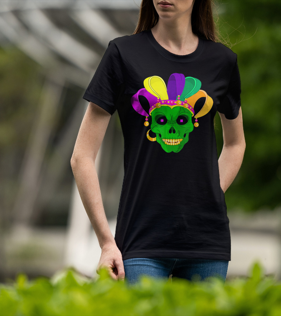 Skull Face Green Jester Hat Mardi Gras T-Shirt