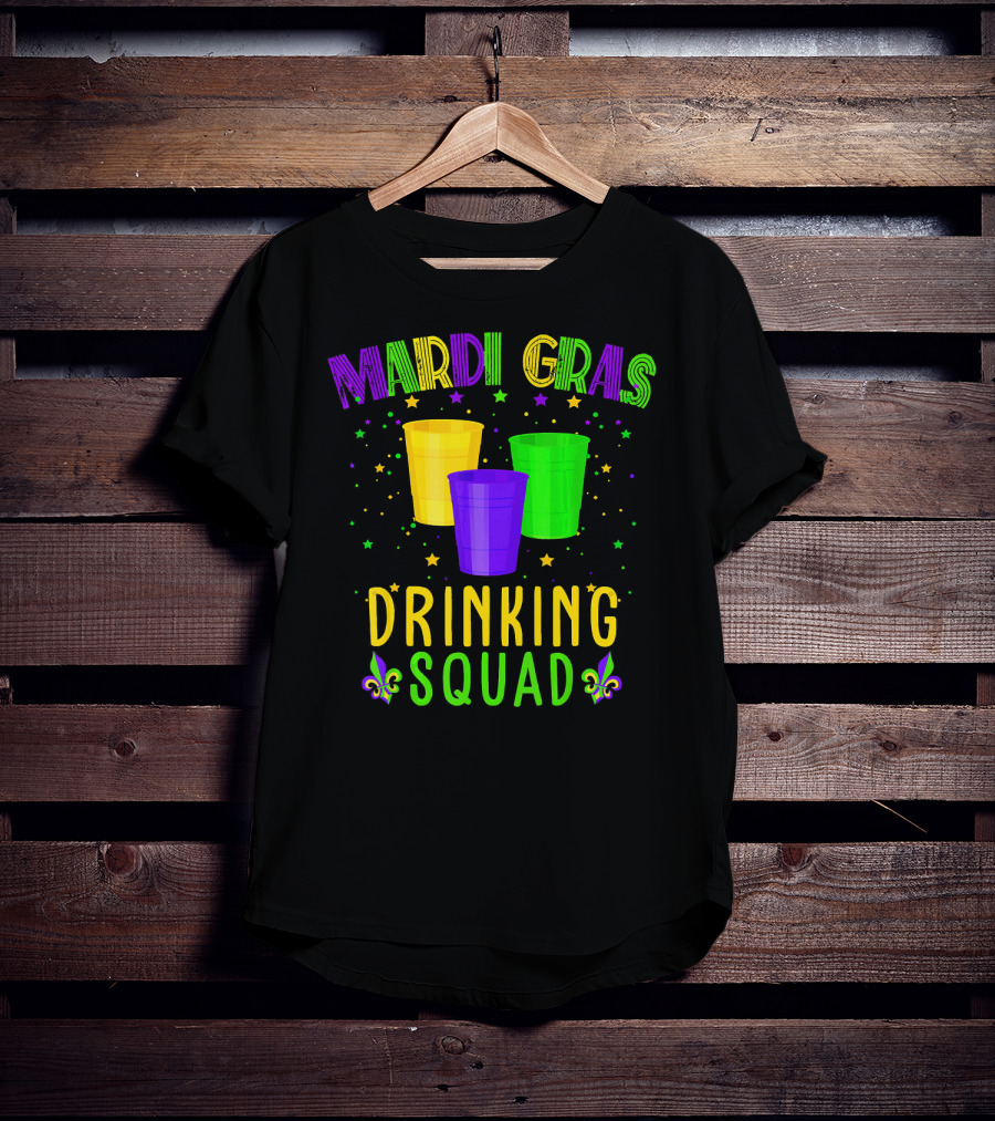 Mardi Gras Drinking Squad New Orleans NO Cups Fleur-De-Lis Stars T-Shirt