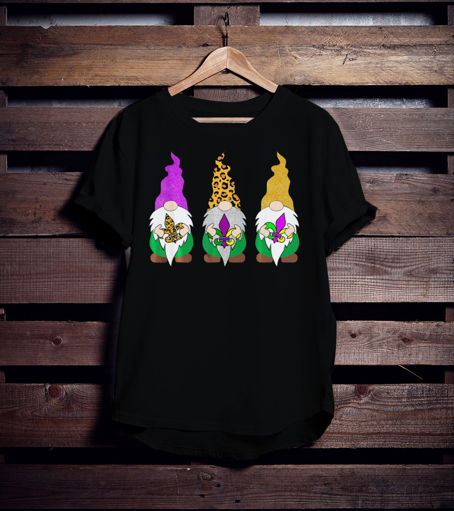 Mardi Gras Festival Colors Glitter Leopard Pattern Gnomes With Fleur-de-Lis T-Shirt
